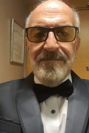 Doğan Karip